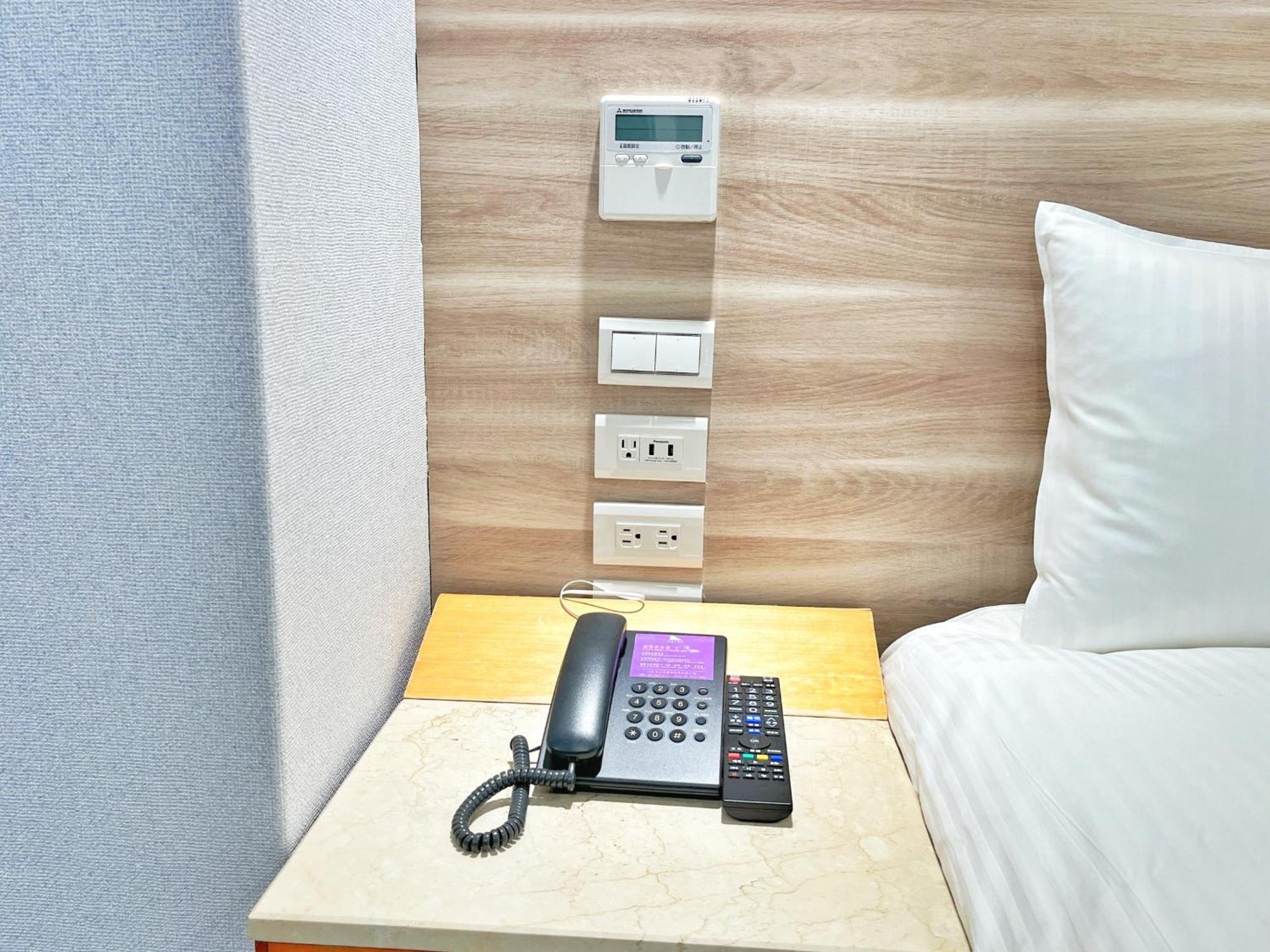 華麗大飯店ferrary Hotel Tajpej Buitenkant foto