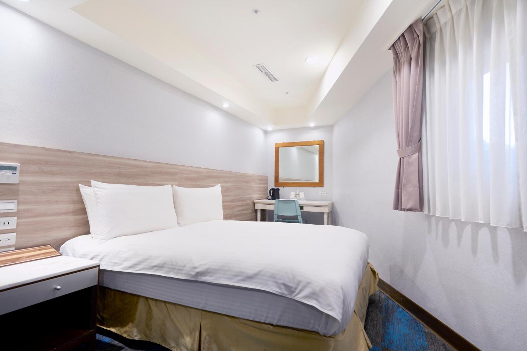 華麗大飯店ferrary Hotel Tajpej Buitenkant foto