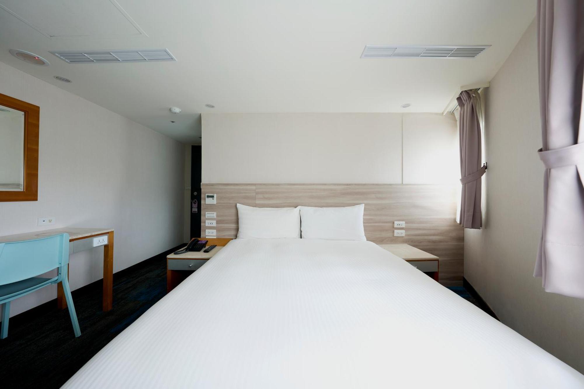 華麗大飯店ferrary Hotel Tajpej Buitenkant foto